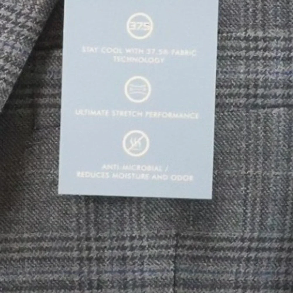 Jos A Bank Blazer Traveler Coolmotion Grey Glen Plaid 46R Wool Blend NWT 498